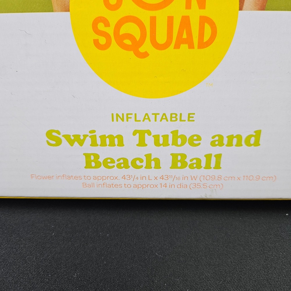 Sun Squad Inflatable Flower Swim Tube and Beach Ball Set New - Picture 2 of 5